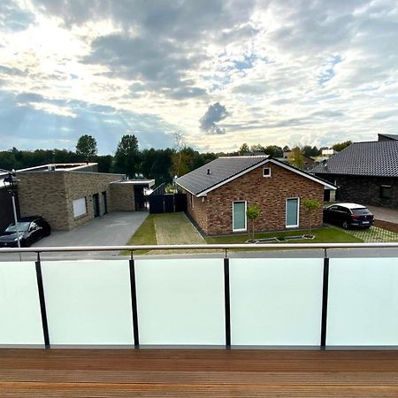 Ferienhaus Panoramadeck Am Harkebruegger See Mit Sauna Und Kamin Villa Barssel  Exterior foto