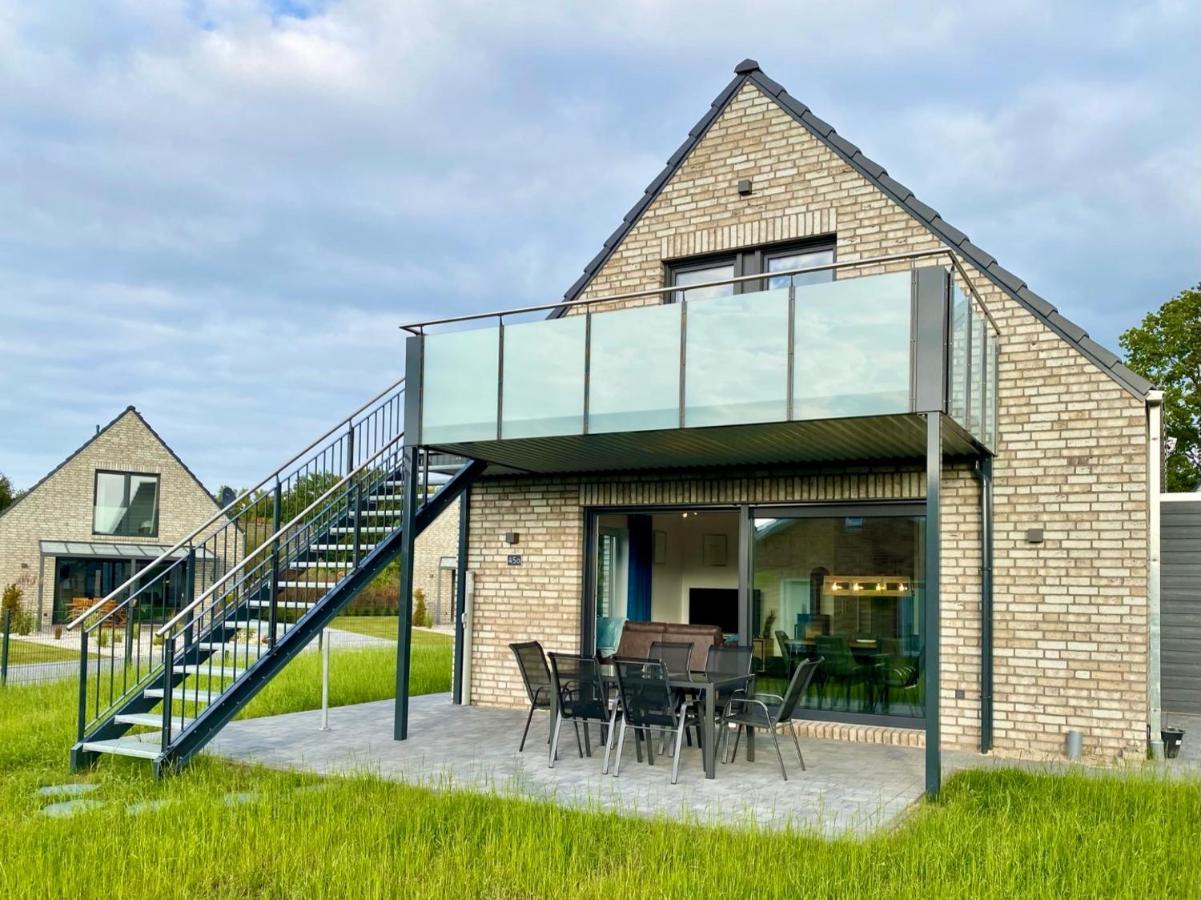 Ferienhaus Panoramadeck Am Harkebruegger See Mit Sauna Und Kamin Villa Barssel  Exterior foto